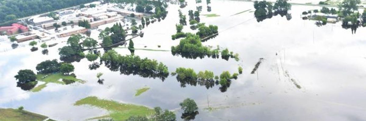 'When Rising Seas Hit Home': Hundreds of Towns Threatened by 2100