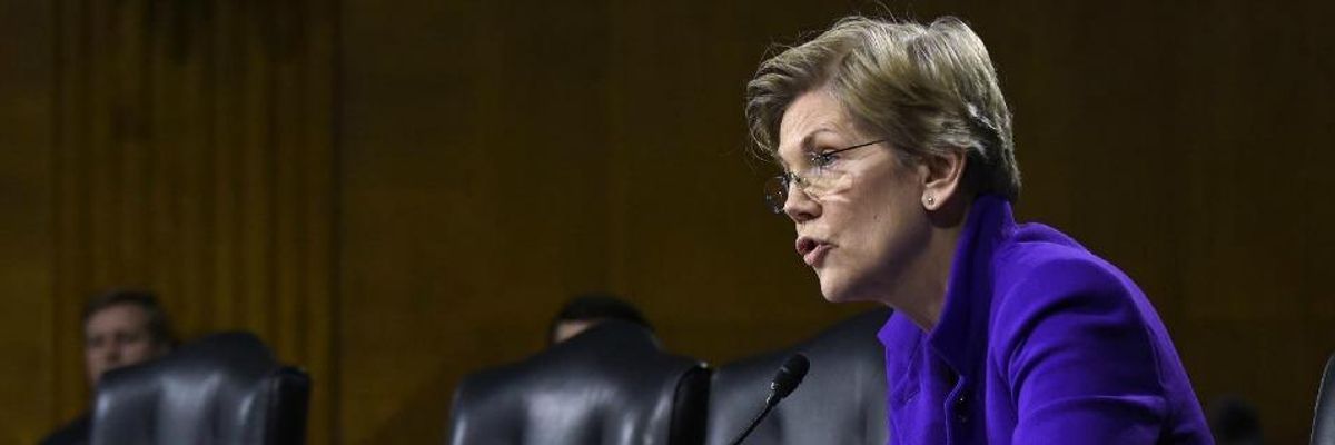 Warren Blasts Government for Ignoring 'Blatantly Criminal Activity' on Wall Street