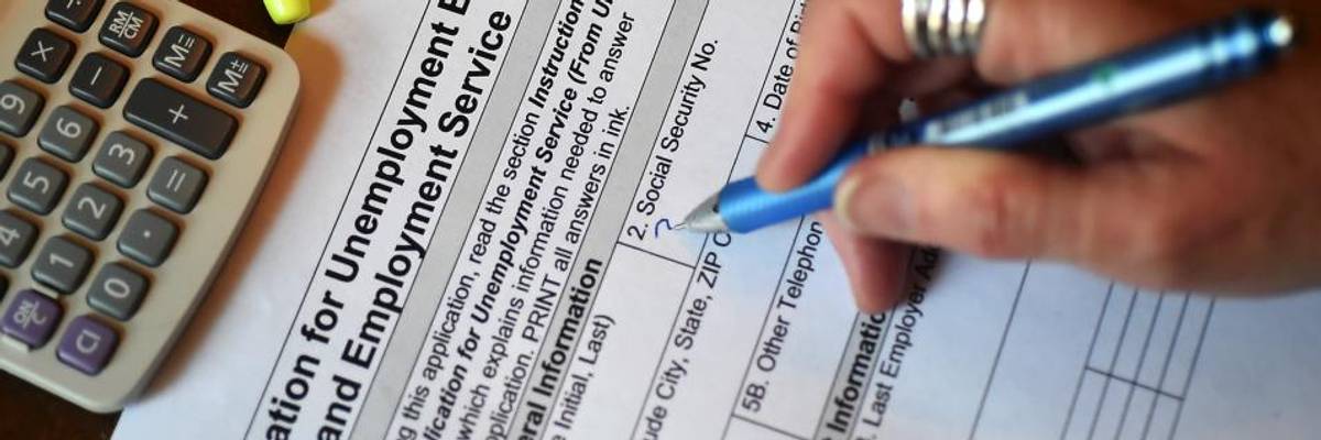 Spotlighting Need for Response 'At the Scale of This Catastrophe,' US Unemployment Claims Hit 26.5 Million