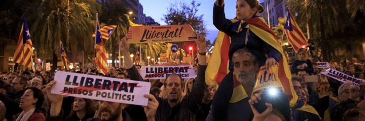 'Freedom for the Political Prisoners': Hundreds of Thousands March in Barcelona