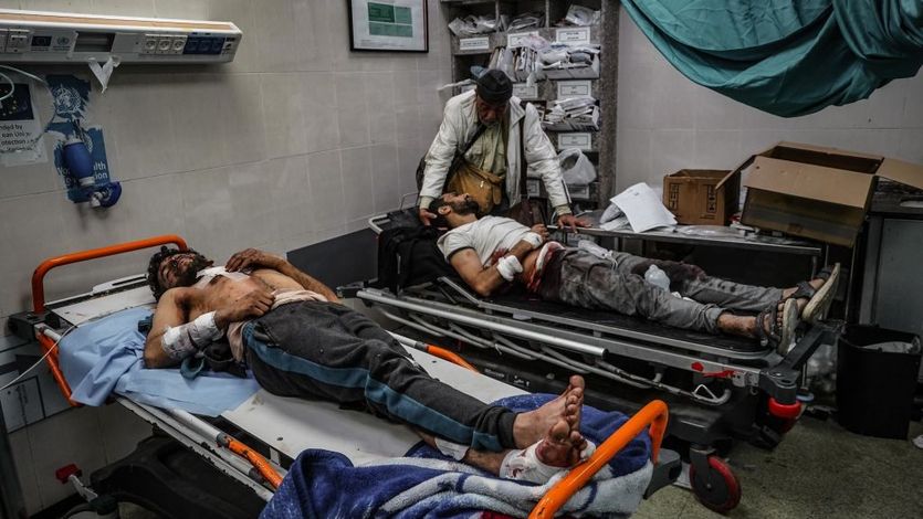 Injured Palestinians are brought to Nasser Hospital