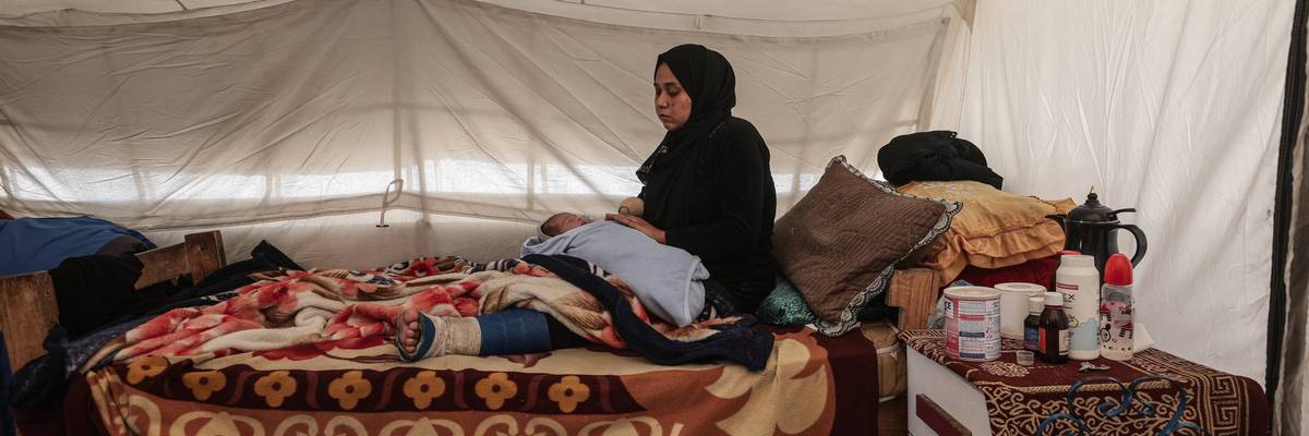 Injured pregnant Palestinian woman tries to raise her baby with her husband in Gaza