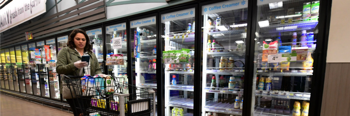 'Without Us, Instacart Will Grind to a Halt': Delivery Workers Threaten Strike Over Hazard Pay, Safety Measures Amid Outbreak