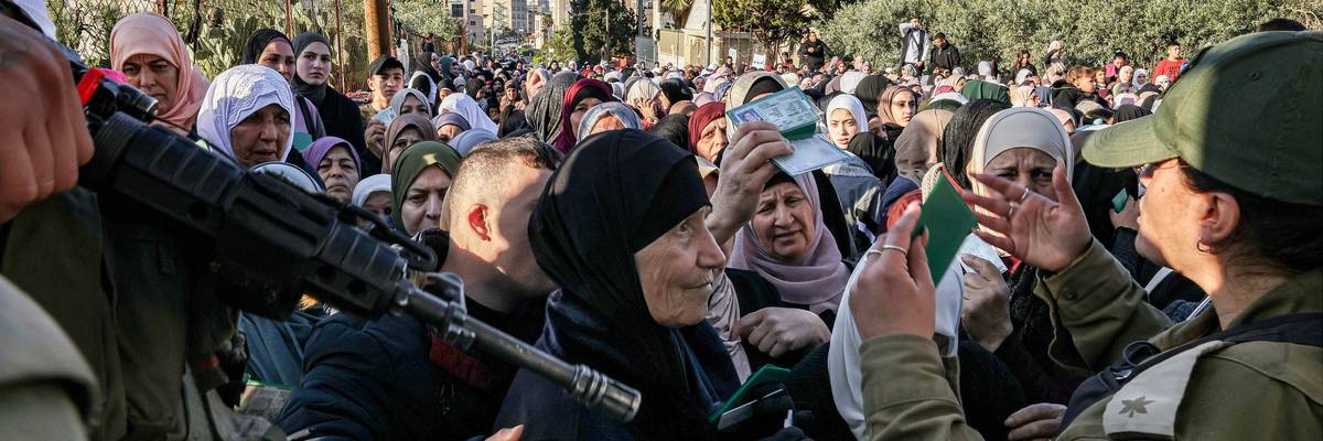 Israeli apartheid checkpoint