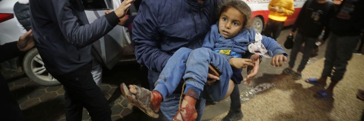 Israeli army attacks Deir Al Balah