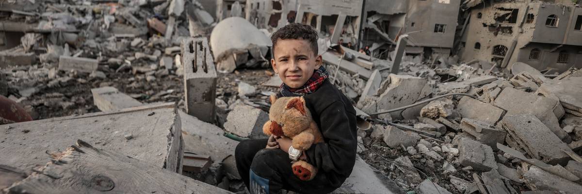 Israeli attacks continue on Nuseirat Refugee Camp