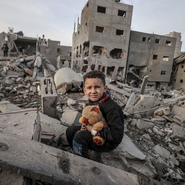 Israeli attacks continue on Nuseirat Refugee Camp