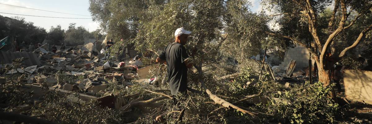 Israeli attacks on Gaza continue