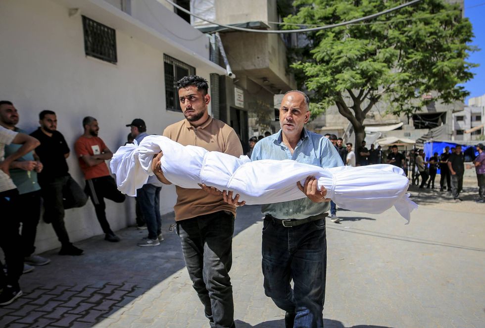 'Burning Entire Families to Death as They Slept' in Gaza, Israel Kill Count Nears 1,000 Since Ceasefire
