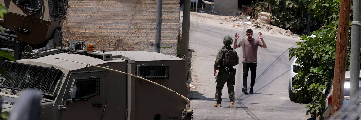 Israeli forces detain dozens of Palestinians in Nablus
