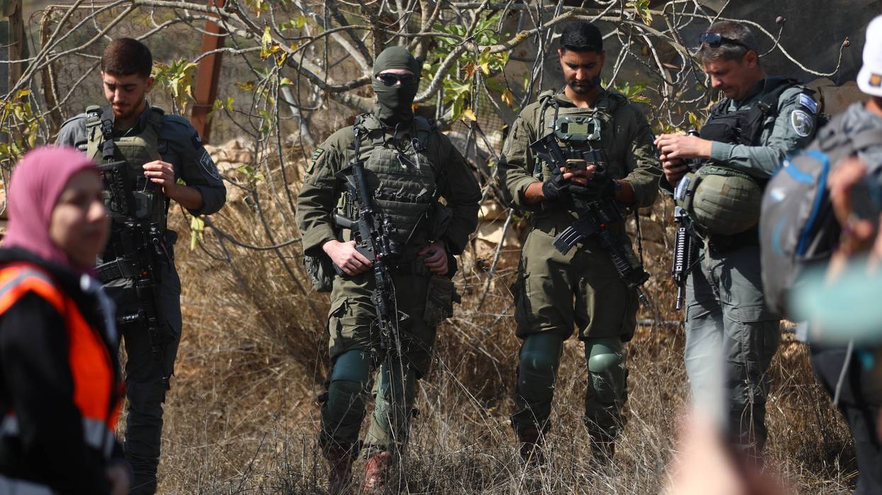 Israeli forces prevent olive harvest in Bethlehem