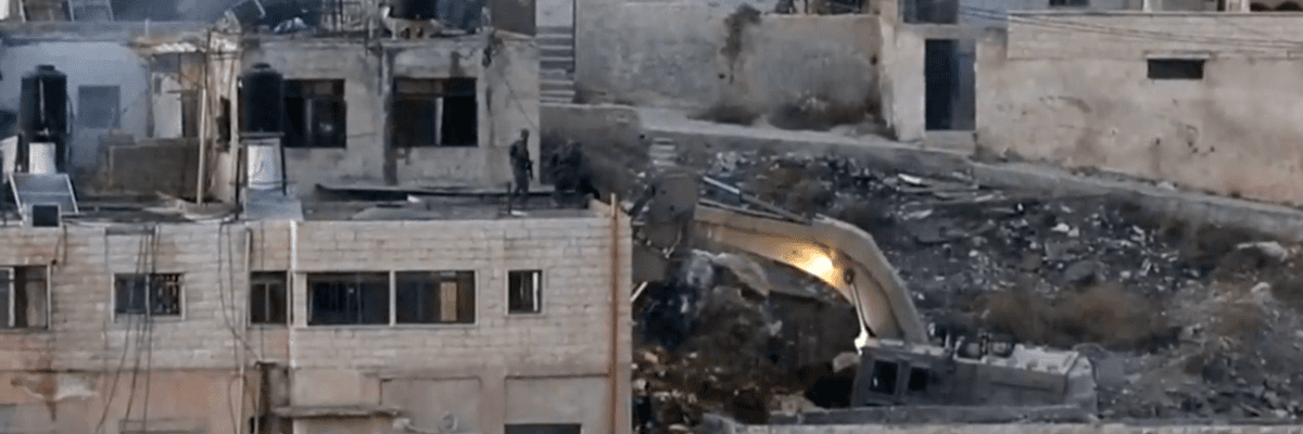 'Horrific' Video Shows Israeli Soldiers Pushing, Kicking Palestinian Bodies From Rooftop