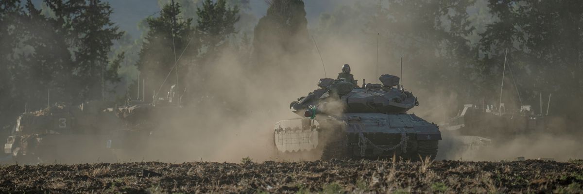 Israeli tanks near Lebanon border
