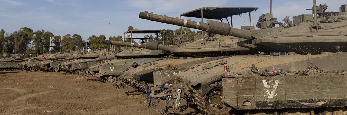 Israeli tanks