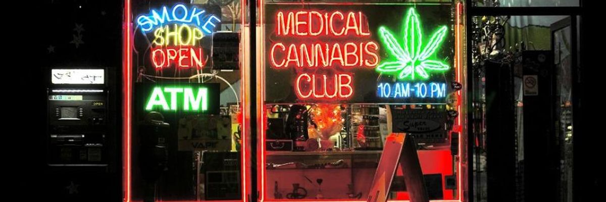 In Victory for Medical Marijuana, Court Tells DOJ to Lay Off Legal Providers