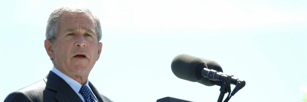 Extraordinary Popular Delusions