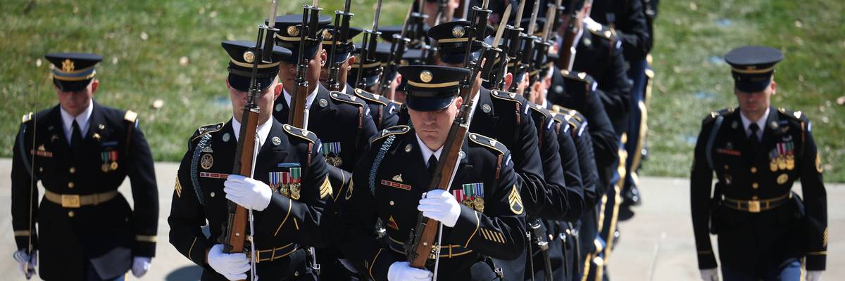 Japanese PM Takaichi Lays Wreath At Tomb Of Unknown Soldier