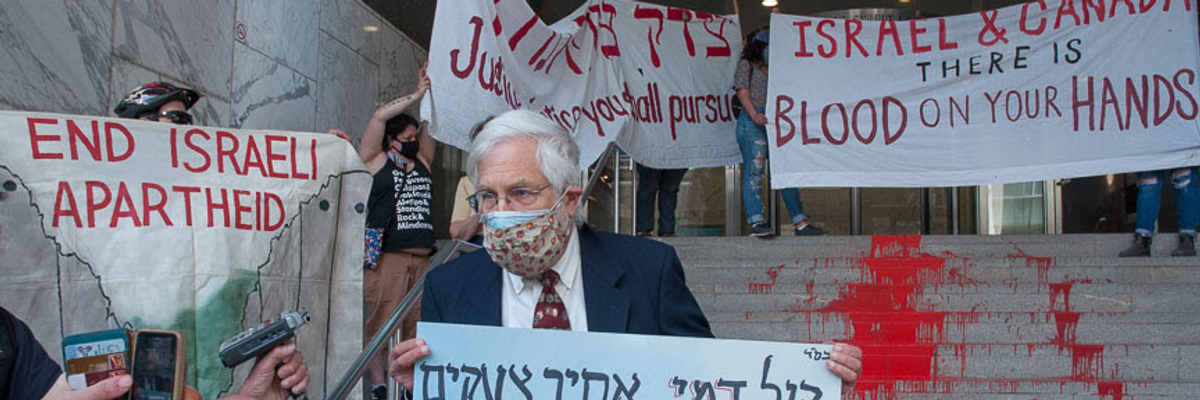 Canadian Activists Pour 'River of Blood' on Israeli Consulate Steps to Symbolize Devastation Across Palestine