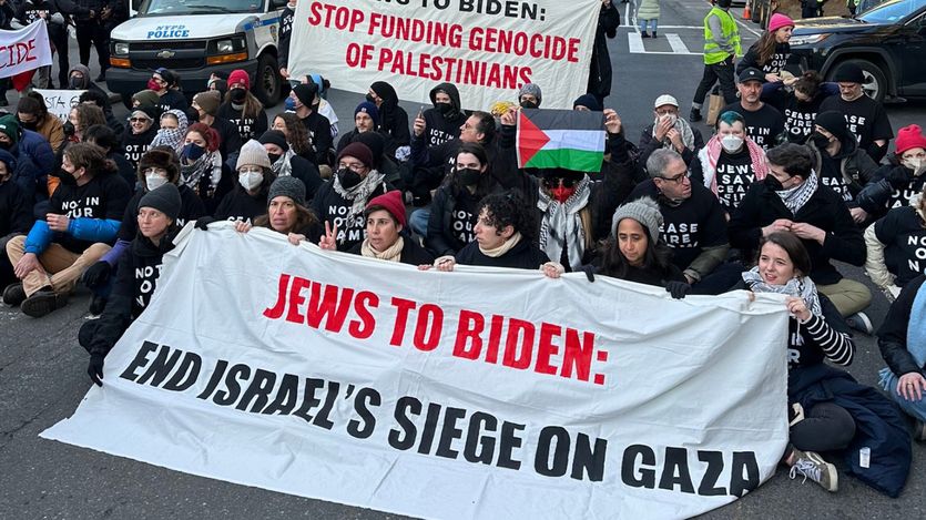 Jewish peace activists block a street in New York City