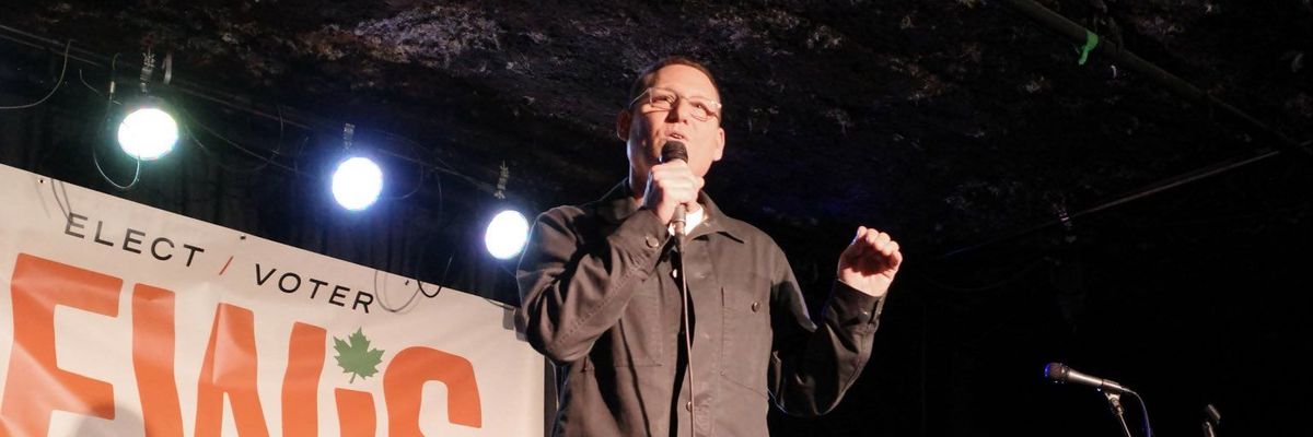 NDP Candidate Avi Lewis Calls for 'Public Options' to Fight High Costs of Groceries, Housing, and Telecoms in Canada