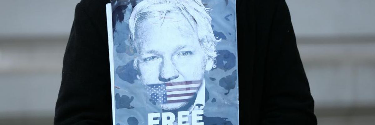Warning Julian Assange 'Could Die in Prison', 60+ Doctors Demand Immediate Medical Attention for WikiLeaks Founder