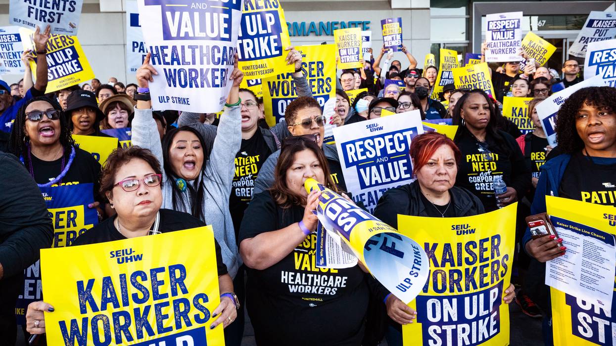 Kaiser workers walk picket line