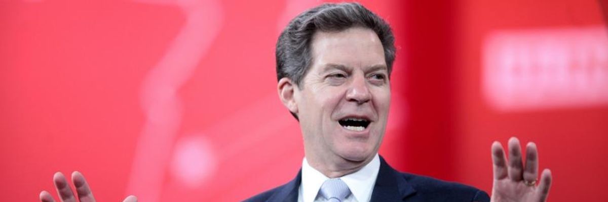 Failing the Poor and the Economy, Kansas Gov Signs 'Regressive' Tax Deal