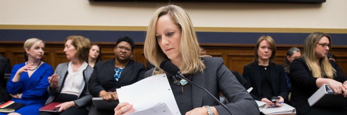 CFPB Director Urged to Resign Over New Rule Exposing Consumers to Predatory 'Debt Traps' in Middle of Pandemic