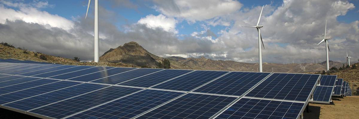 Kern County, CA - March 23: LADWPs Pine Tree Wind Farm and Solar Power Plant in the Tehachapi Mountains Tehachapi Mountains on Tuesday, March 23, 2021 in Kern County, CA
