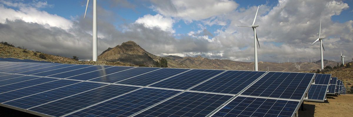 Kern County, CA - March 23: LADWPs Pine Tree Wind Farm and Solar Power Plant in the Tehachapi Mountains Tehachapi Mountains on Tuesday, March 23, 2021 in Kern County, CA