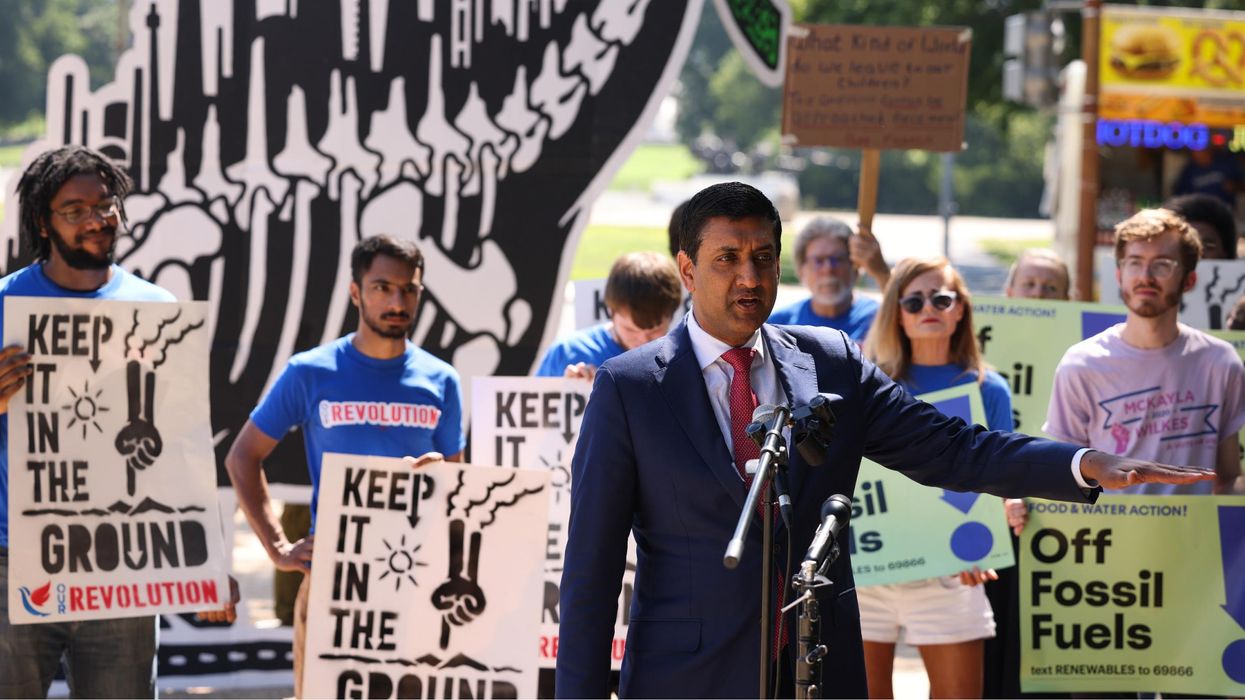 Khanna at fossil fuel subsidies rally