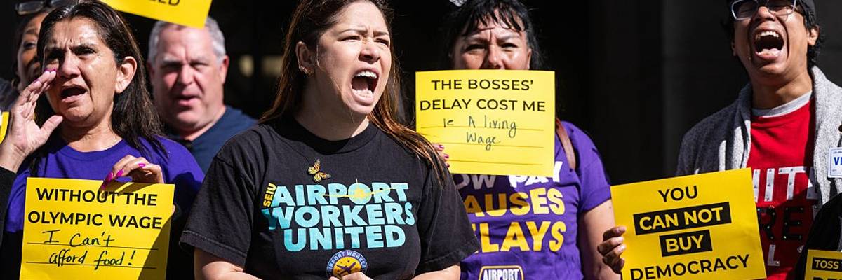 LA's Tourism Workers Wage Increase On Hold After Business Coalition's Petition Drive