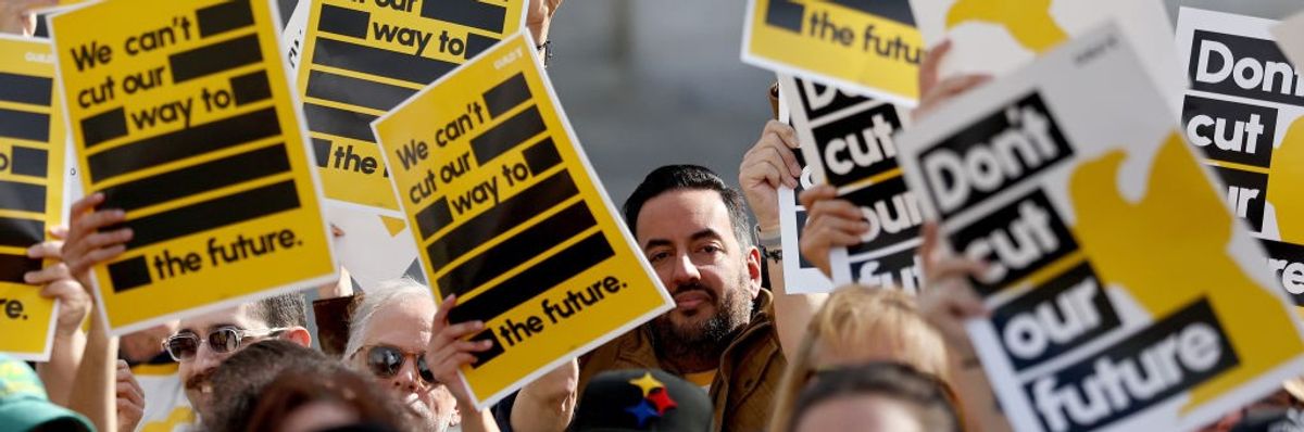 LA Times newsroom union members