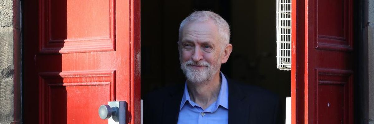 With Brexit on the Line, Corbyn Vows 'Ambitious and Radical Campaign' as Labour Backs General Election