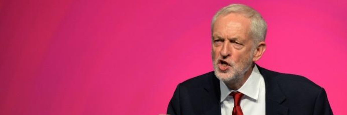 Brexit Chaos: With Tory Government in Shambles, Jeremy Corbyn Demands Theresa May Withdraw 'Half-Baked' Brexit Deal