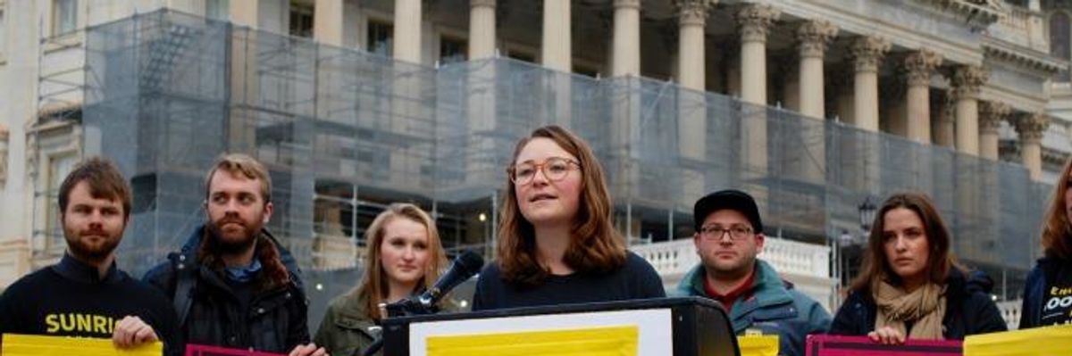 As Number of Dems Backing Green New Deal Swells to 18, Campaigners Demand All of Party 'Stand Up to Fossil Fuel Billionaires'