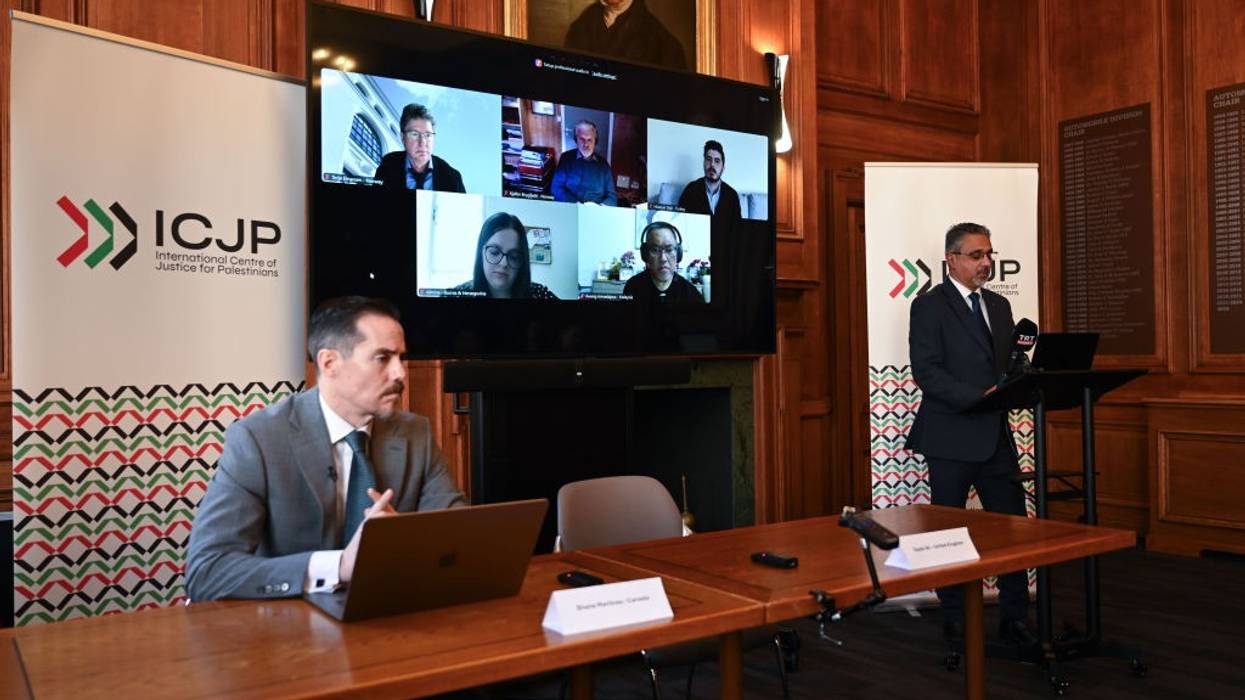 Lawyers from around the world take part in the launch of Global 195