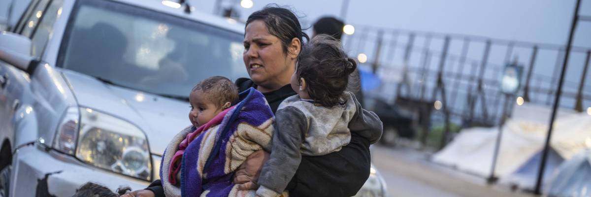 Lebanese displaced by Israeli attacks spend their days on the streets