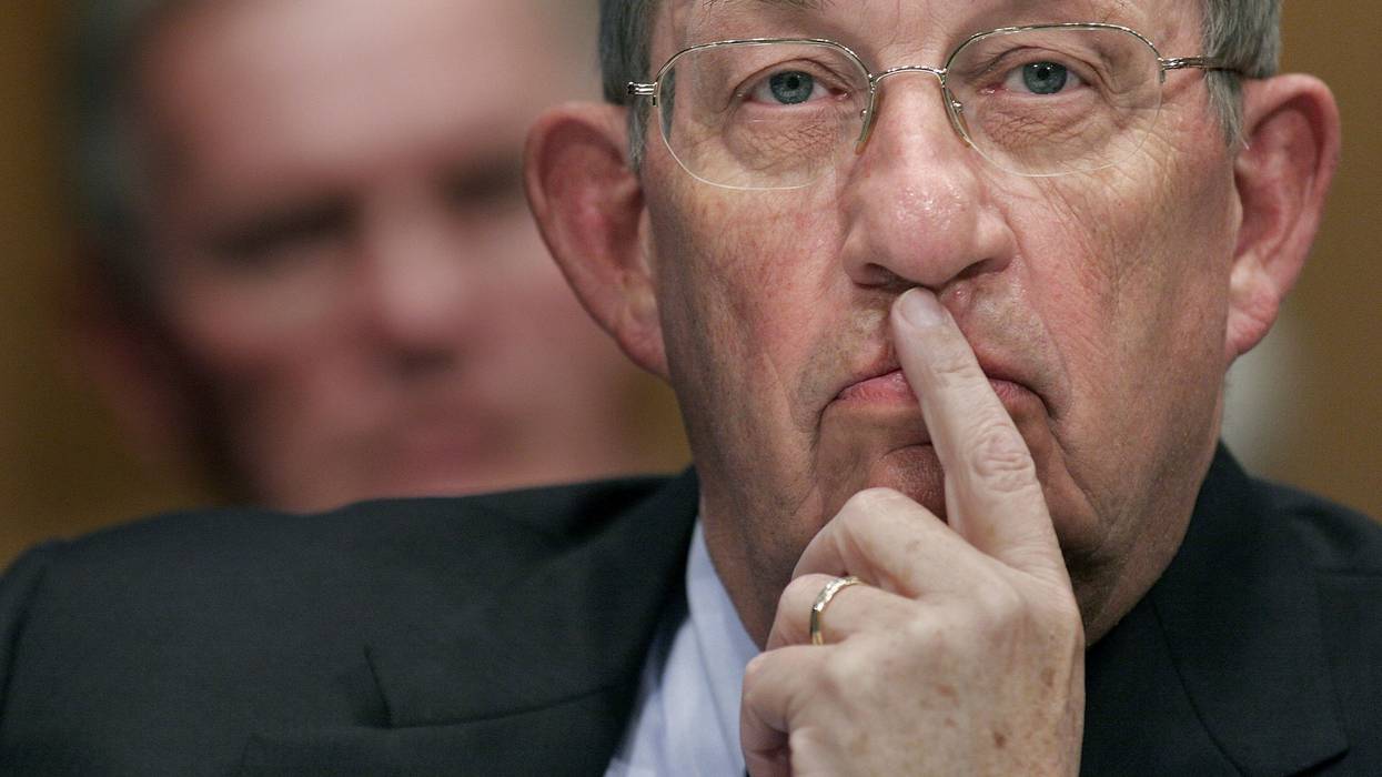 Lee Raymond testifies before Congress.