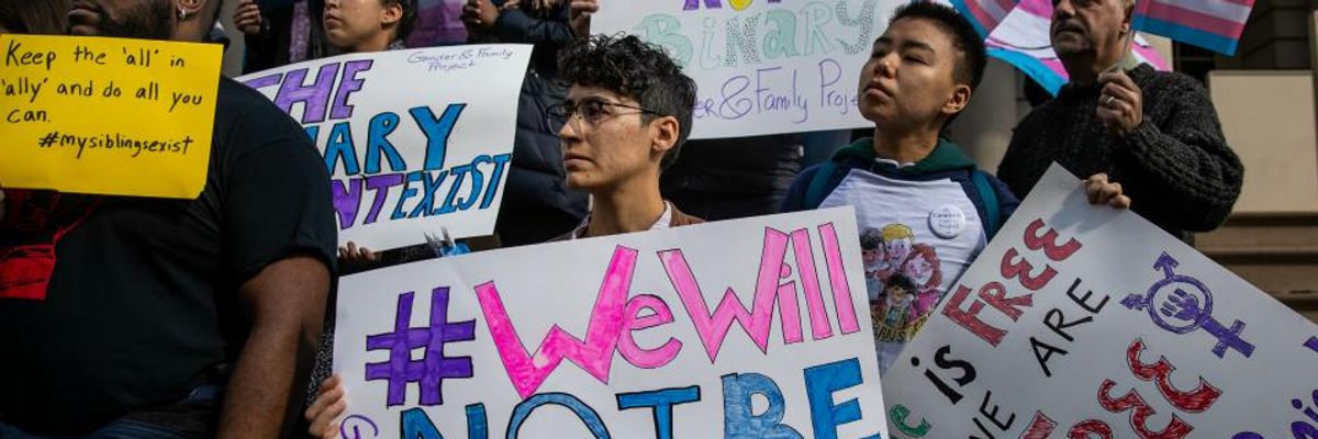 Warnings of 'Taxpayer-Funded Discrimination' Against LGBTQ Workers as Trump Pushes Religious Exemption Rule for Contractors