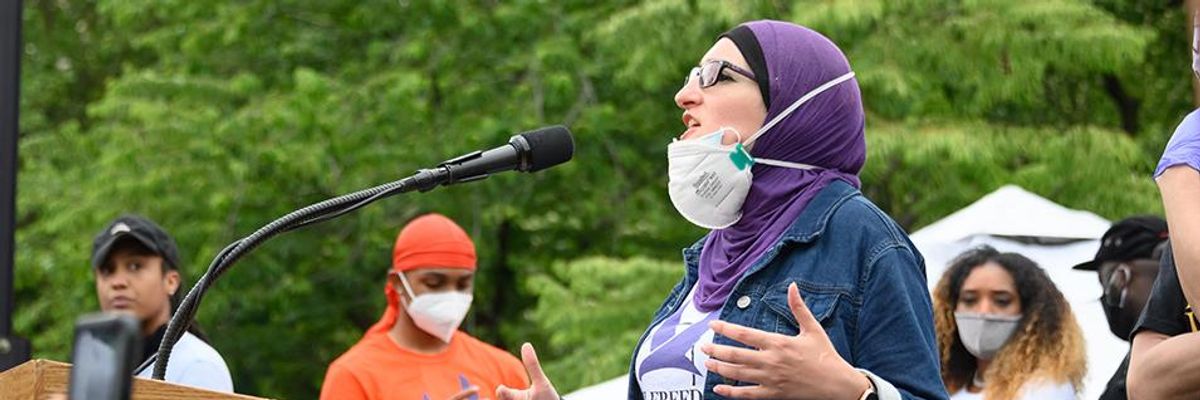 'Big Mistake': Progressives Slam Biden Campaign for Dismissal of Muslim-American Advocate Linda Sarsour