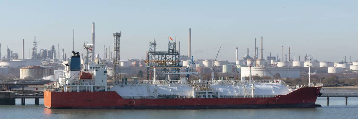 Liquid petroleum tanker vessel on a refinery berth