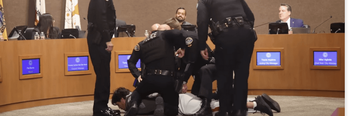 Local police arrest Chris Kluwe for telling the ugly truth about MAGA