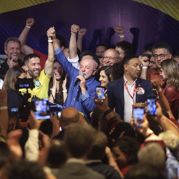 Lula celebrates first round of run-off results.