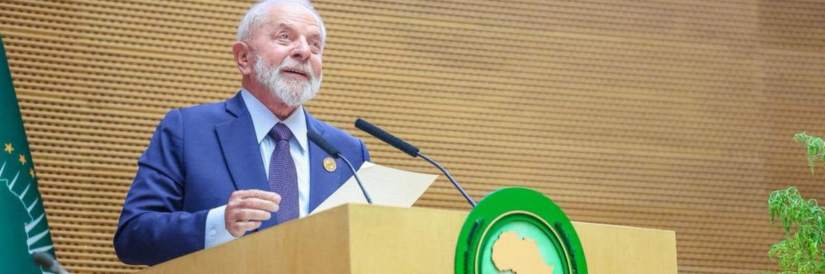 Lula speaks at the African Union