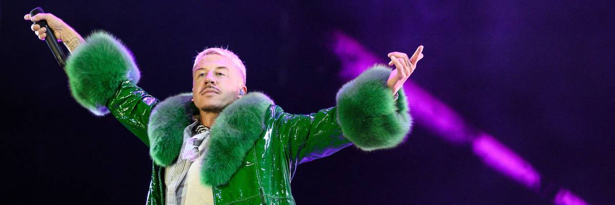 Macklemore performs in France