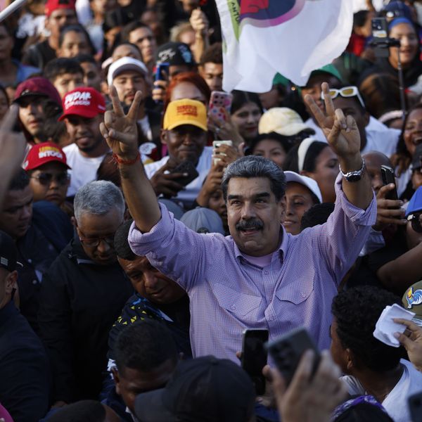 Maduro supporters rally in Caracas on Youth Day