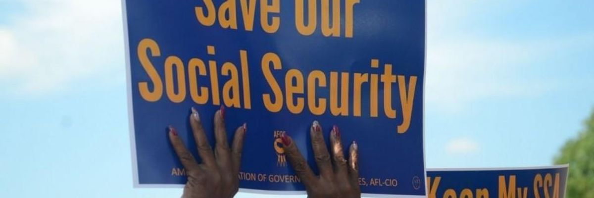 'Outrageous, Callous, and Cruel': Seniors Rip Trump for Holding Covid-19 Relief Hostage to Push Social Security Cuts