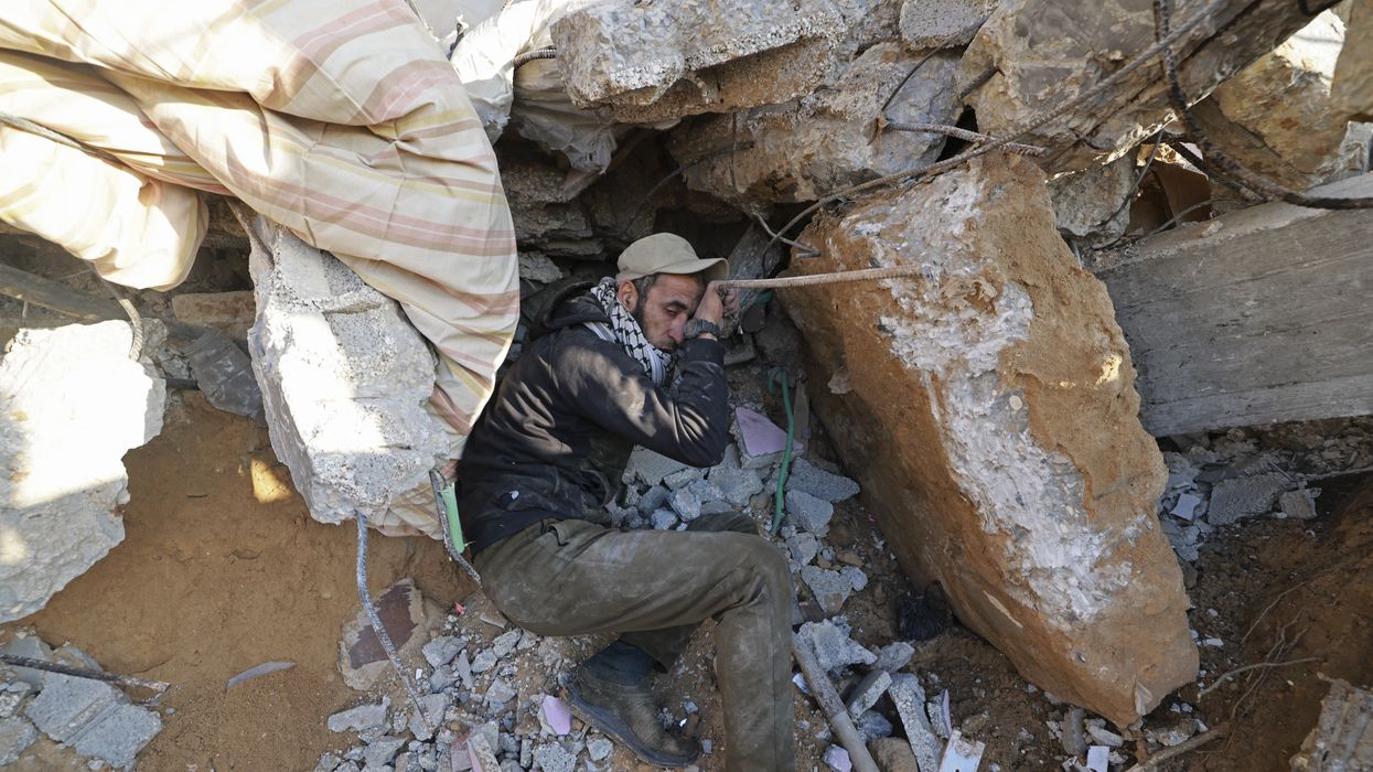 Man looks for survivors in Rafah