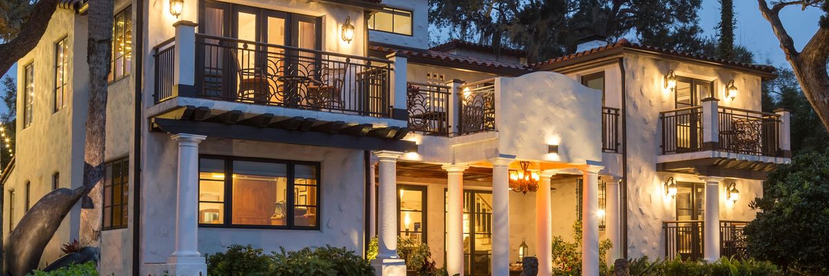 mansion